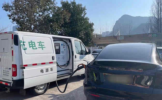 青冈汽车搭电