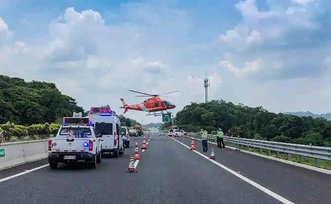 青冈高速公路汽车救援案例